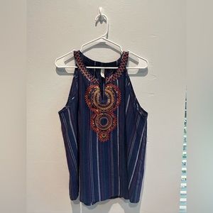 L love Women’s Top Size Large %100 Cotton